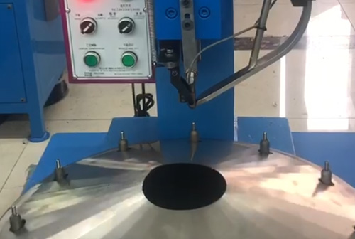 2023-3-10 什么是鉚釘機的實心鉚釘？實心鉚釘的應用范圍有哪些？.jpg